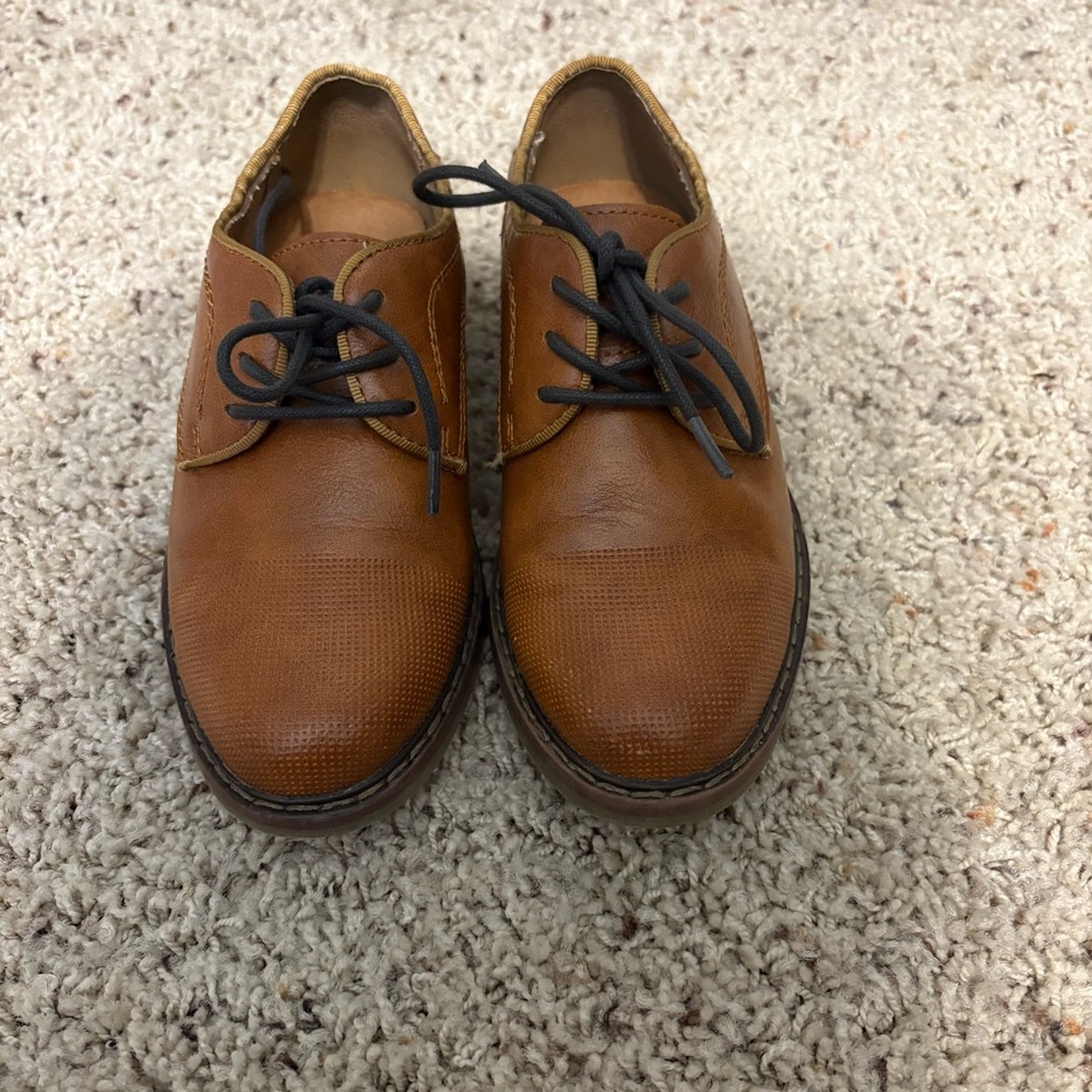 Stylish Brown Kids Dress Shoes Size 11